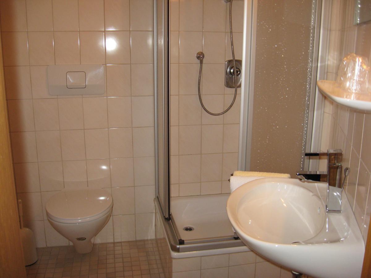 Hotel-Gasthof Zum Hirschen Durrwangen Pokój zdjęcie